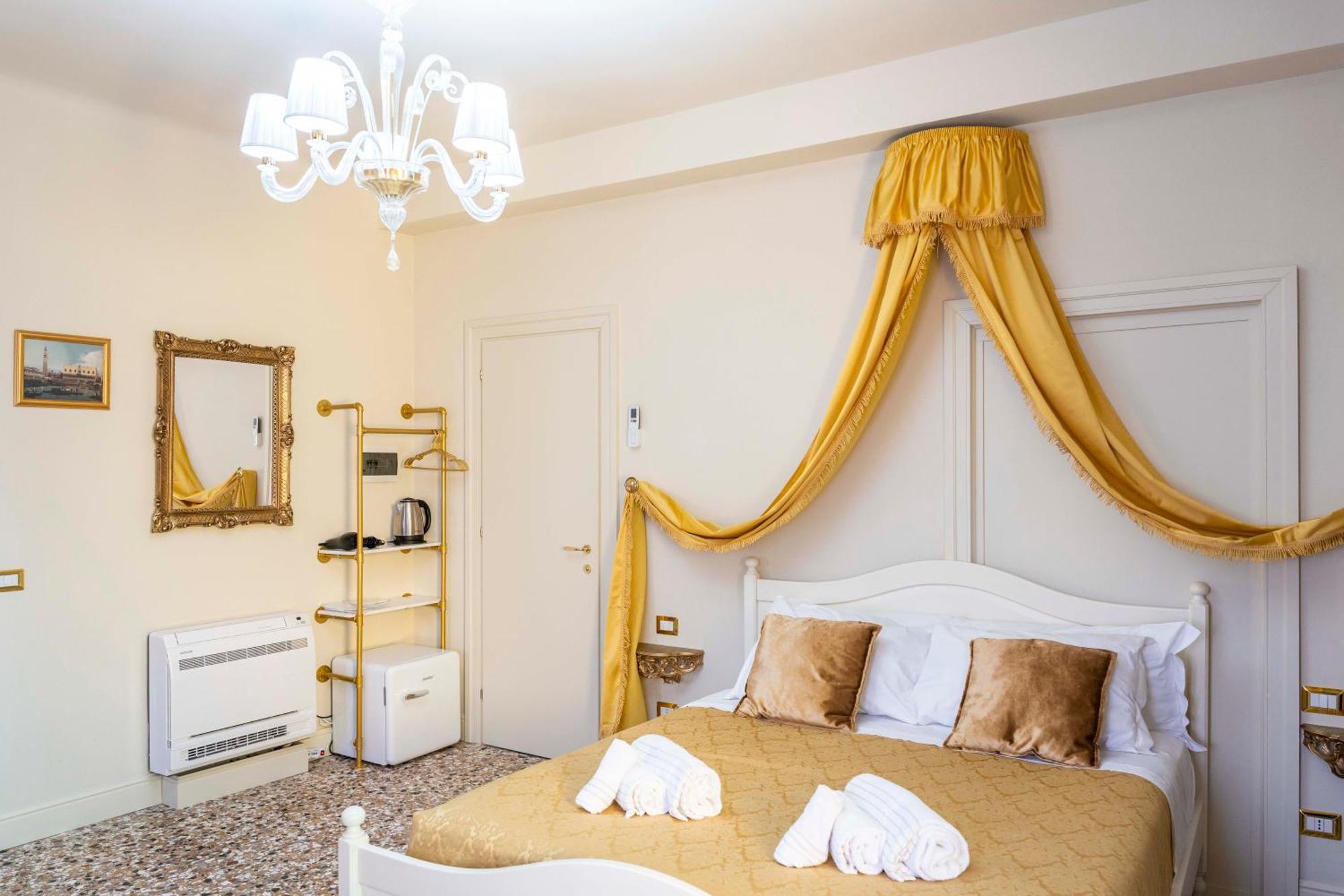 Palazzo Titti Rialto Maison d'hôtes *